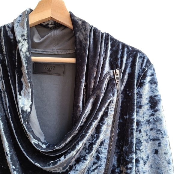BlankNYC Velvet Jacket with Asymmetrical Hem and Angled Zipper, Size Medium - Picture 4 of 10